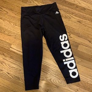 Adidas crop athletic legging
